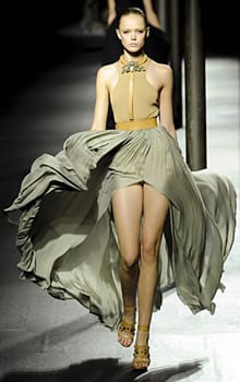 Пролетта и лятото на 2011 идват с носталгия по миналото