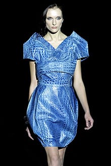 В СИНЬО И С РЕСНИ ЩЕ СМЕ АКТУАЛНИ ПРЕЗ 2011-ТА