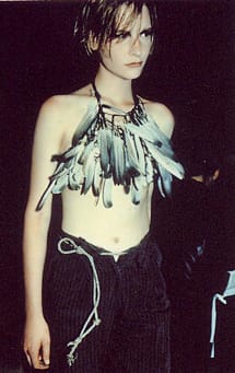 АН ДЕМЮЛЕМЕСТЕР – ЦАРИЦАТА НА ДЕКОНСТРУКТИВИЗМА