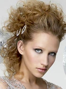 БЪДЕТЕ СИГУРНИ В БАЛНАТА СИ ПРИЧЕСКА