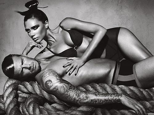 ДЕЙВИД БЕКЪМ ЛАНСИРА ДЕБЮТНАТА СИ КОЛЕКЦИЯ МЪЖКО БЕЛЬО