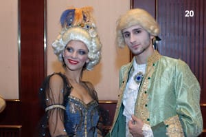 Благороници от величествените кралски дворове пресъздават духа на отминали времена