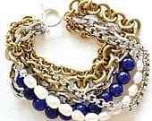 РАЗНООБРАЗЕТЕ ЧЕРНИЯ ТОАЛЕТ С ПОДХОДЯЩИ БИЖУТА