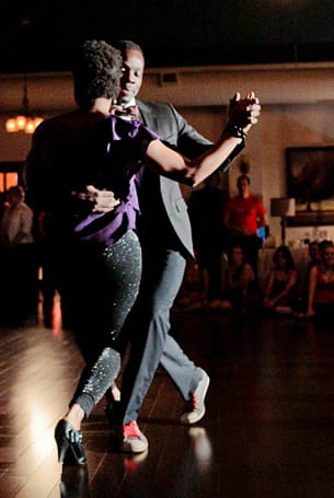 КИЗОМБА – АФРИКАНО-ПОРТУГАЛСКАТА ДУШЕВНОСТ В ТАНЦ