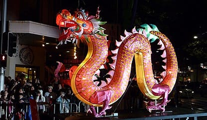 В ГОДИНАТА НА ДРАКОНА