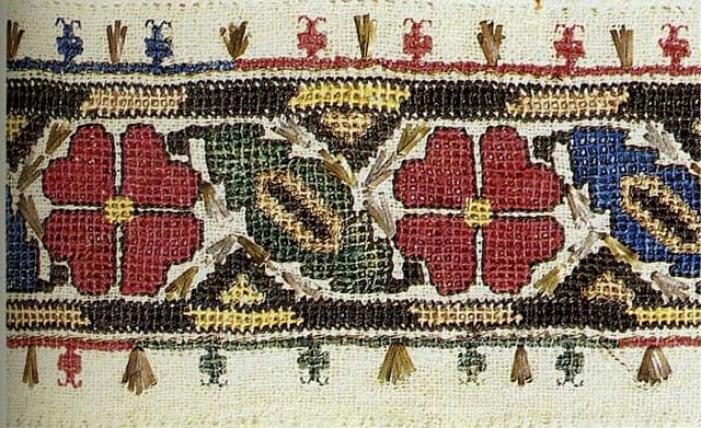 НАЗАД КЪМ ТРАДИЦИИТЕ И ИЗЯЩЕСТВОТО НА ШЕВИЦАТА