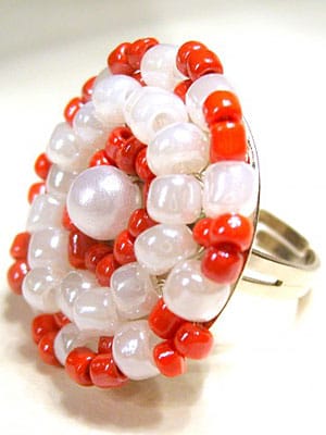 МАРТЕНИЦАТА КАТО ФЕШЪН АКСЕСОАР