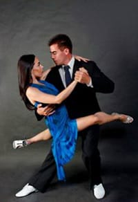 Изолирайте ограниченията на тялото си с аржентинско танго