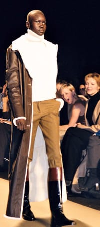 МАЙКЪЛ КОРС ИЛИ ЛИЦЕТО НА АМЕРИКАНСКИЯ МИНИМАЛИЗЪМ