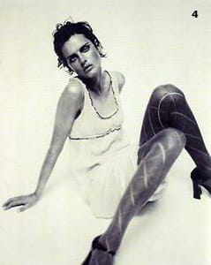 Стела Тенант демонстрира модата на “Прада”