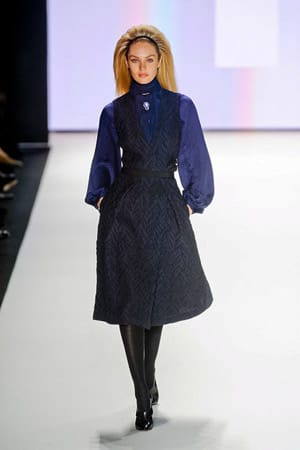 Модели от колекция есен/зима 2012-2013 г. на дизайнерката Каролина Ерера