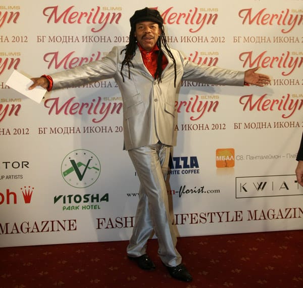 НАГРАДИХМЕ най-елегантните българи за 2012 година