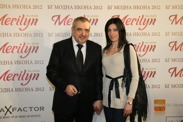 НАГРАДИХМЕ най-елегантните българи за 2012 година