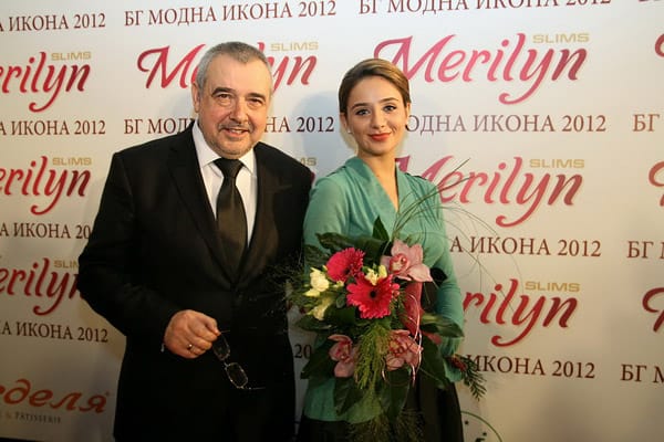 НАГРАДИХМЕ най-елегантните българи за 2012 година