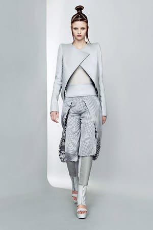 ГАРЕТ ПЮ – НОВИЯТ ДИКТАТОР НА МОДНАТА СЦЕНА