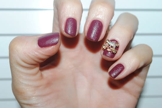 Маникюри от изкуствена кожа