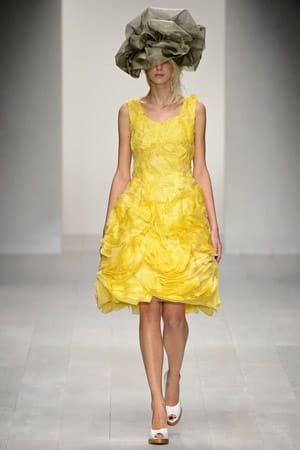 Джон Роша: „Намерете своя собствен глас, работете усилено и следвайте мечтите си!” 