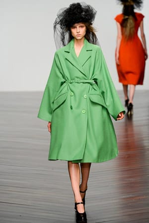 Джон Роша: „Намерете своя собствен глас, работете усилено и следвайте мечтите си!” 