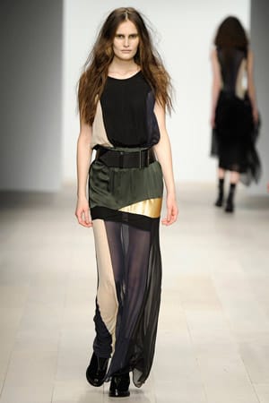 Джон Роша: „Намерете своя собствен глас, работете усилено и следвайте мечтите си!” 