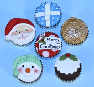 Оригинални за Коледа с ръчно изработени подаръци