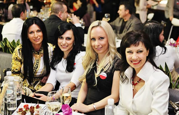 ОФИЦИАЛНО ПРЕДСТАВЯНЕ НА LUXURY HAIR COLOR