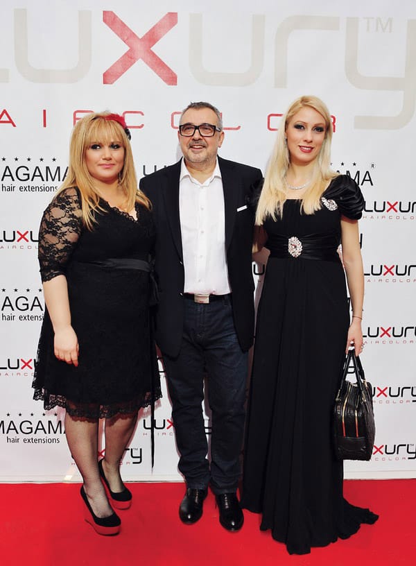 ОФИЦИАЛНО ПРЕДСТАВЯНЕ НА LUXURY HAIR COLOR