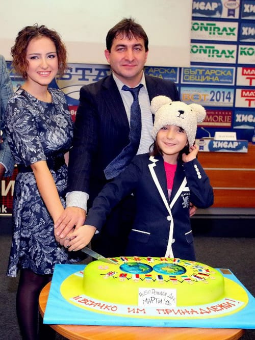 „ДЕЦАТА МОГАТ ВСИЧКО И ВСИЧКО ИМ ПРИНАДЛЕЖИ”