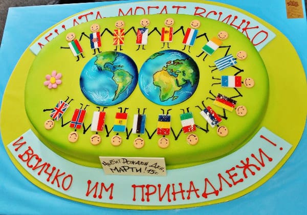 „ДЕЦАТА МОГАТ ВСИЧКО И ВСИЧКО ИМ ПРИНАДЛЕЖИ”