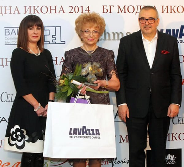 Академията за мода НАГРАДИ НОВИТЕ МОДНИ ИКОНИ
