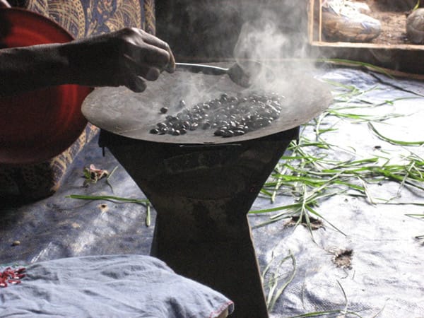 KAFA: ПИРШЕСТВО НА ВКУСА, ЕДНО ПЪТУВАНЕ ДО КОРЕНИТЕ НА КАФЕТО