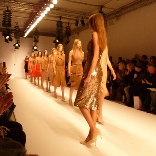 Джаспър Конран – изисканост, класика и майсторски шев