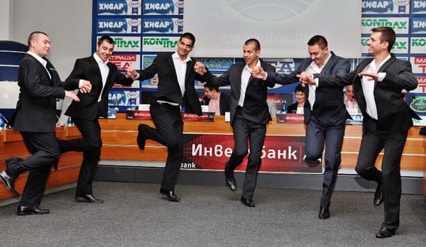 СВЕТОВНО STREET FASHION SHOW НА 24 МАЙ