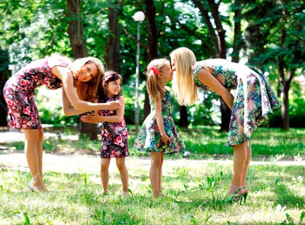 ОБЛЕЧИ СЕ КАТО МАМА!