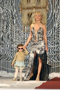 Известни дами подкрепиха благотворителна кампания за подпомагане на жените в риск