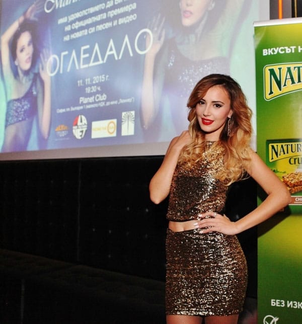МАРИНА КИСКИНОВА ПРЕДСТАВИ ПЪРВИЯ СИ САМОСТОЯТЕЛЕН СИНГЪЛ „ОГЛЕДАЛО”
