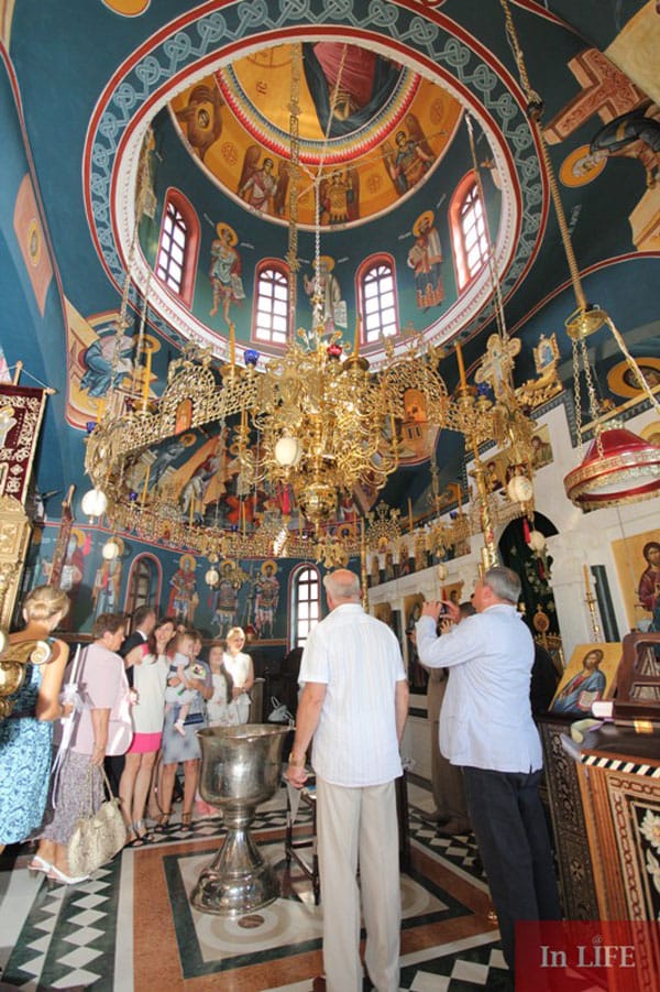 МАНАСТИРИТЕ НА КРАИЩЕ – НОВАТА СВЕТА ГОРА