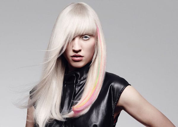 ПРАЗНИЧЕН РАЗКОШ В ДЕКЕМВРИЙСКИЯ БРОЙ НА COIFFURE BEAUTY