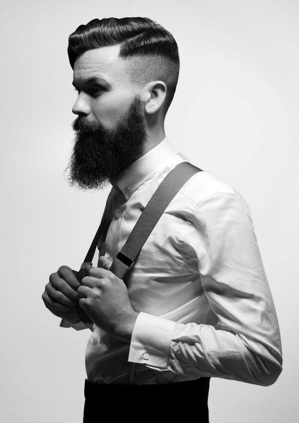 ПРАЗНИЧЕН РАЗКОШ В ДЕКЕМВРИЙСКИЯ БРОЙ НА COIFFURE BEAUTY