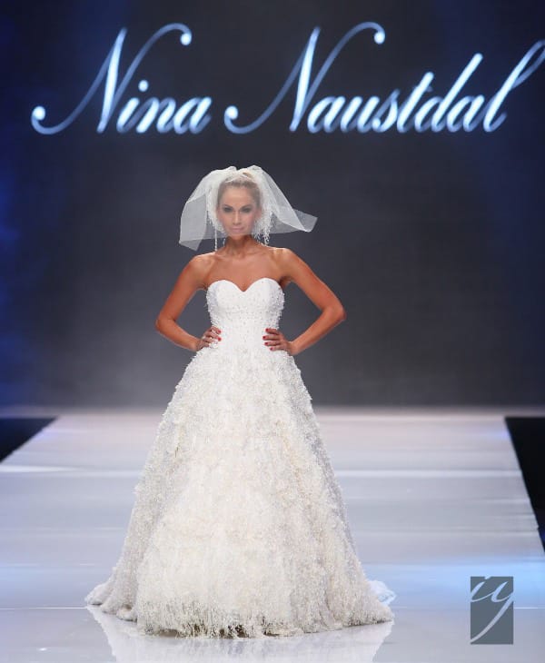 ЖЕНИ ЖИВКОВА ЩЕ Е СПЕЦИАЛЕН ГОСТ НА ВТОРАТА ВЕЧЕР НА SOFIA FASHION WEEK 2016