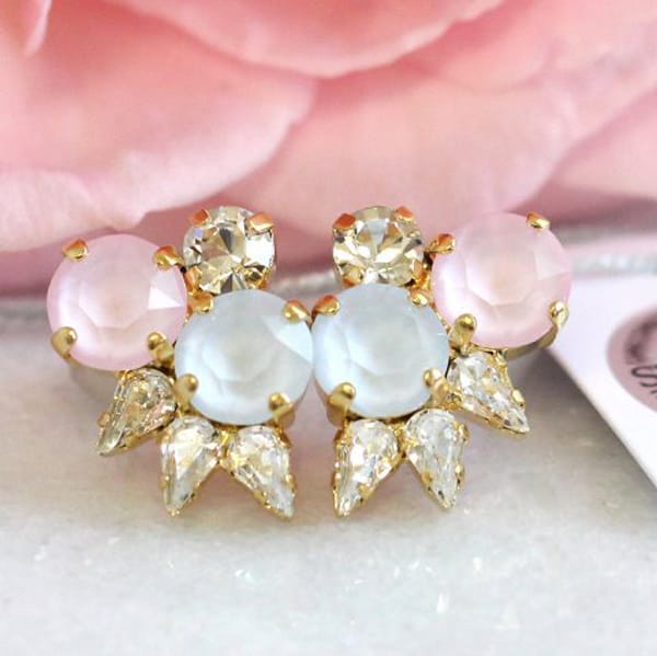 ДА БЪДЕМ АКТУАЛНИ В СИНЬО-РОЗОВИ НЮАНСИ