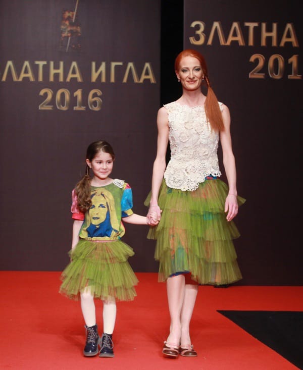 АКАДЕМИЯТА ЗА МОДА ОТЛИЧИ НАЙ-ДОБРИТЕ МОДНИ ТВОРЦИ  СЪС ЗЛАТНА ИГЛА 2016