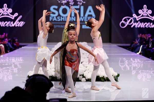 ЕВГЕНИЯ ЖИВКОВА ОТКРИ ВТОРИЯ ДЕН НА SOFIA FASHION WEEK 2016