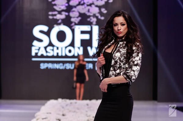 ЕВГЕНИЯ ЖИВКОВА ОТКРИ ВТОРИЯ ДЕН НА SOFIA FASHION WEEK 2016