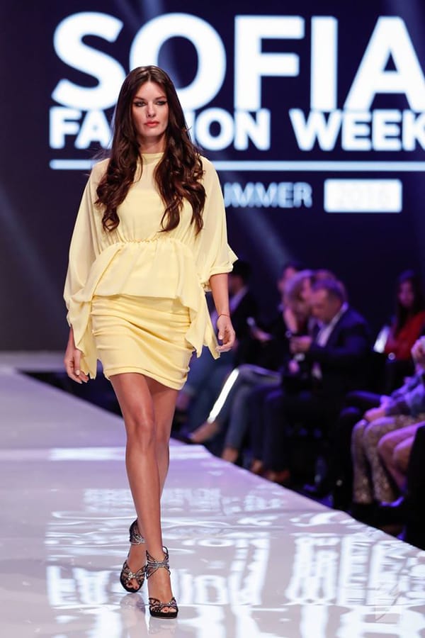 ЕВГЕНИЯ ЖИВКОВА ОТКРИ ВТОРИЯ ДЕН НА SOFIA FASHION WEEK 2016