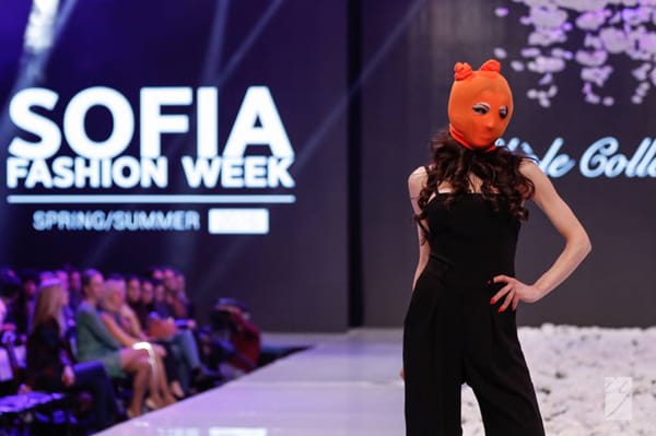 ЕВГЕНИЯ ЖИВКОВА ОТКРИ ВТОРИЯ ДЕН НА SOFIA FASHION WEEK 2016
