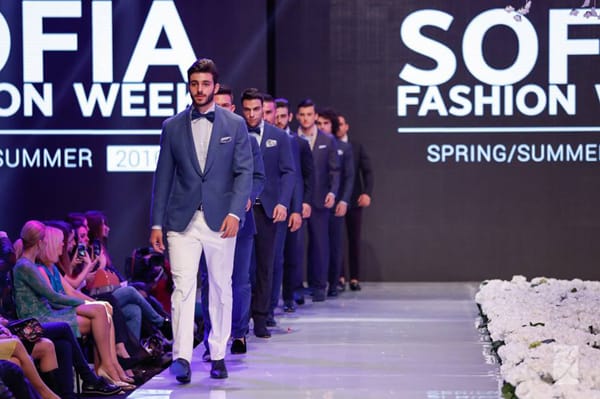 ЕВГЕНИЯ ЖИВКОВА ОТКРИ ВТОРИЯ ДЕН НА SOFIA FASHION WEEK 2016