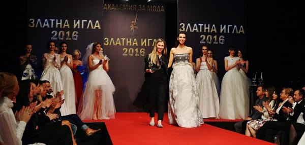 АКАДЕМИЯТА ЗА МОДА ОТЛИЧИ НАЙ-ДОБРИТЕ МОДНИ ТВОРЦИ СЪС ЗЛАТНА ИГЛА 2016