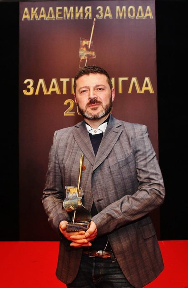 АКАДЕМИЯТА ЗА МОДА ОТЛИЧИ НАЙ-ДОБРИТЕ МОДНИ ТВОРЦИ СЪС ЗЛАТНА ИГЛА 2016