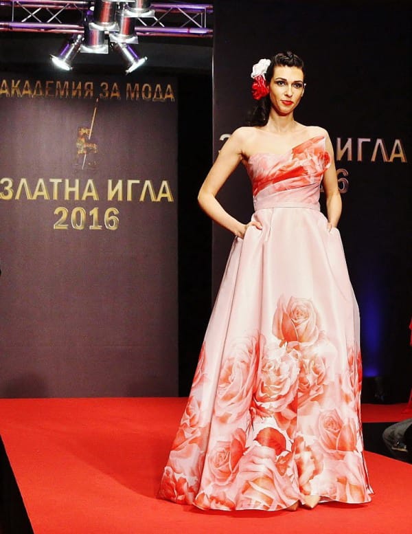 АКАДЕМИЯТА ЗА МОДА ОТЛИЧИ НАЙ-ДОБРИТЕ МОДНИ ТВОРЦИ СЪС ЗЛАТНА ИГЛА 2016