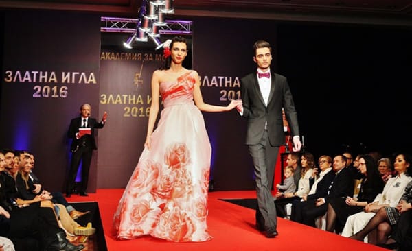 АКАДЕМИЯТА ЗА МОДА ОТЛИЧИ НАЙ-ДОБРИТЕ МОДНИ ТВОРЦИ СЪС ЗЛАТНА ИГЛА 2016